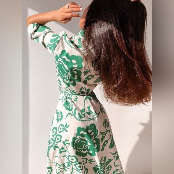 Printed Tie Waist Shirt Dress - Picture 4 of 4